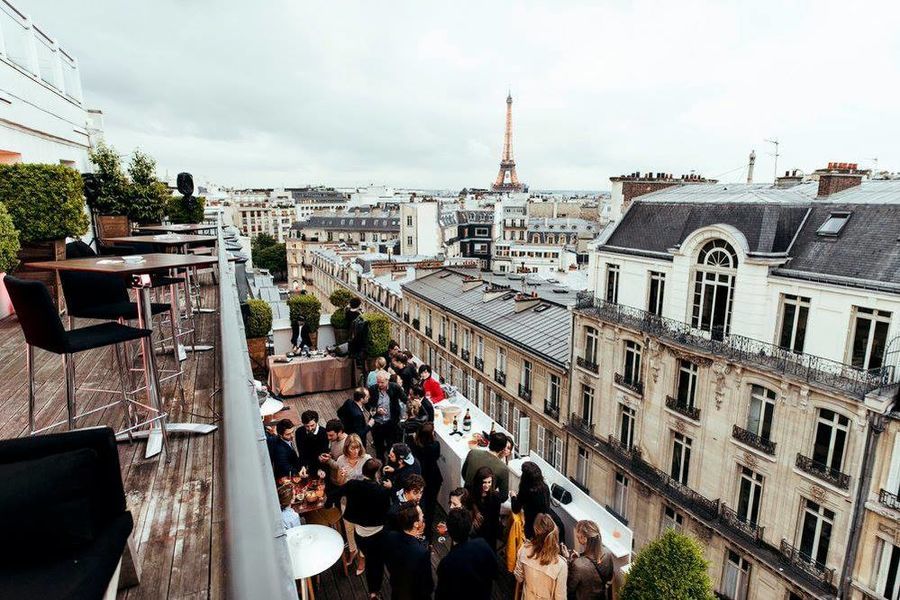 Cocktail sur la terrasse de la Suite Marignan